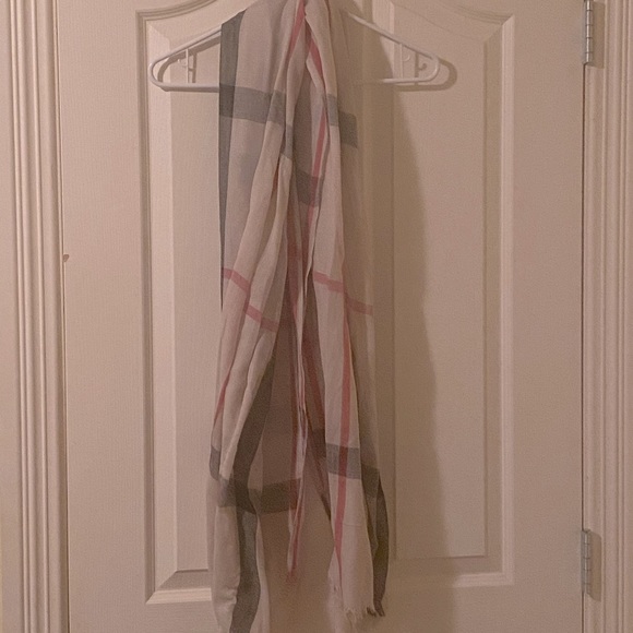 Cream, Red and Black Scarf - Picture 1 of 1